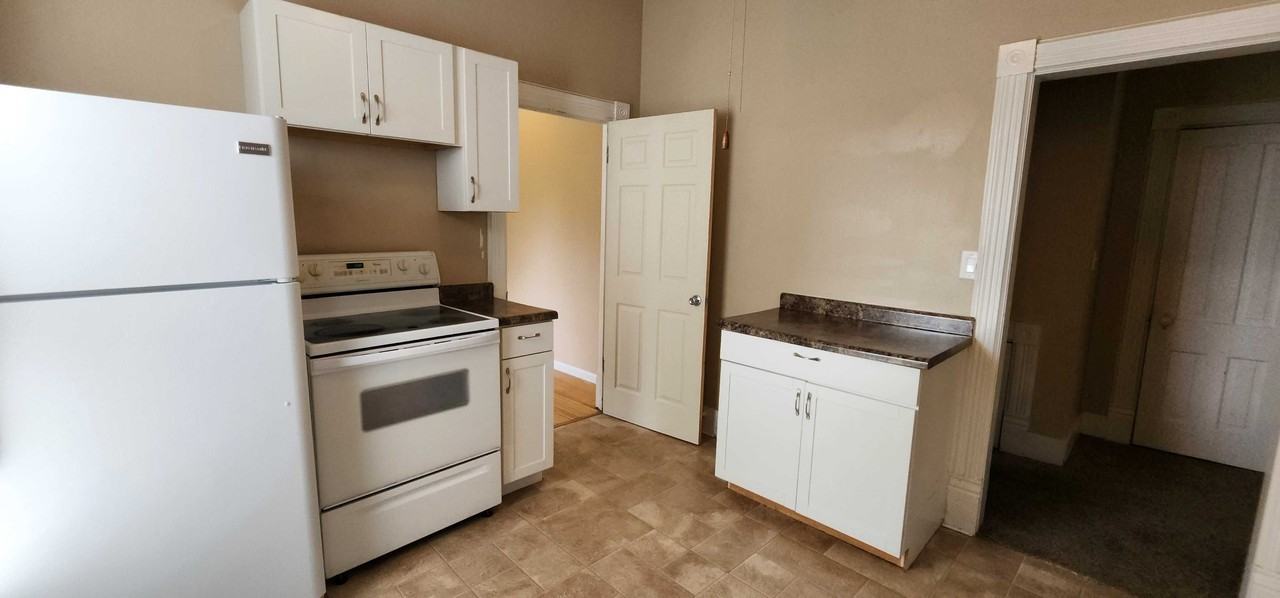 517 517/519 Avenue G - Photo 3 of 14