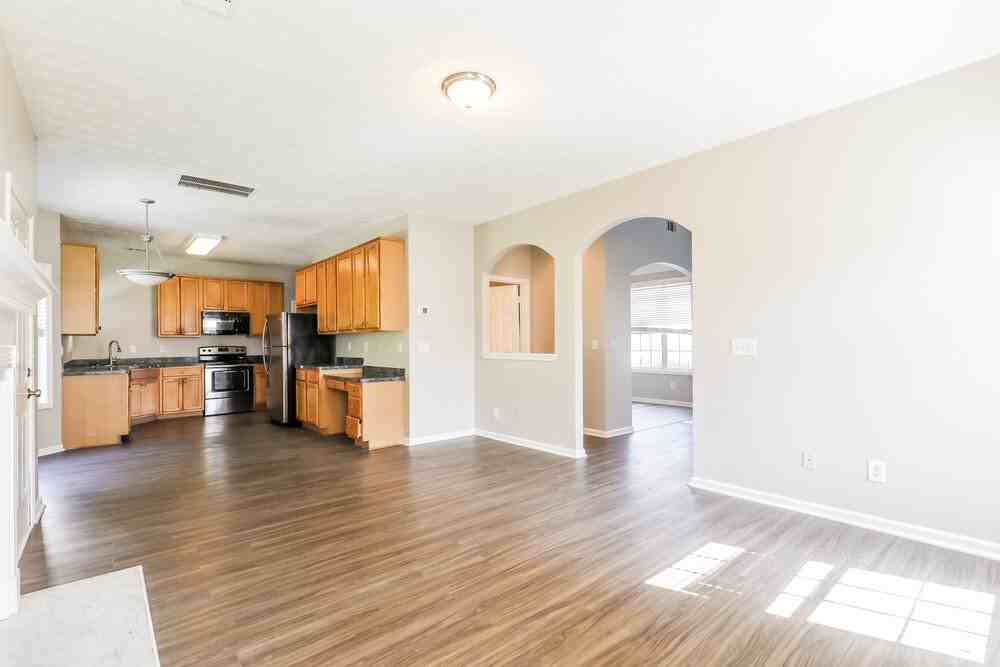 2415 Crestwicke Crossing Ct - Photo 5 of 17