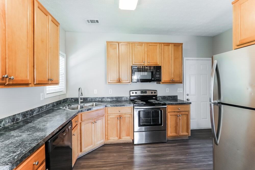 2415 Crestwicke Crossing Ct - Photo 7 of 17
