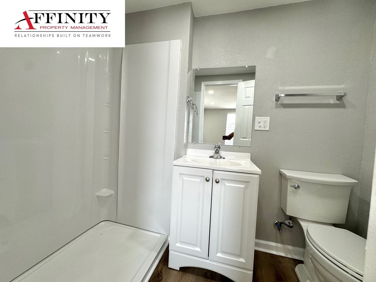 315 E 21st Ave #B - Photo 2 of 7