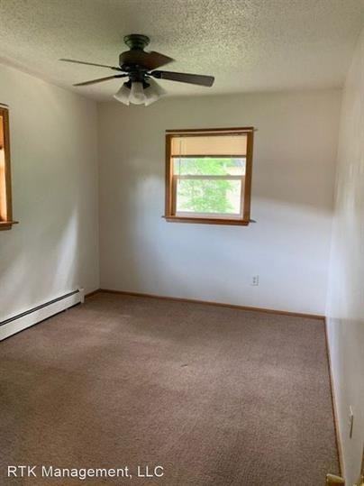 7673 E River Rd #1 - Photo 4 of 9