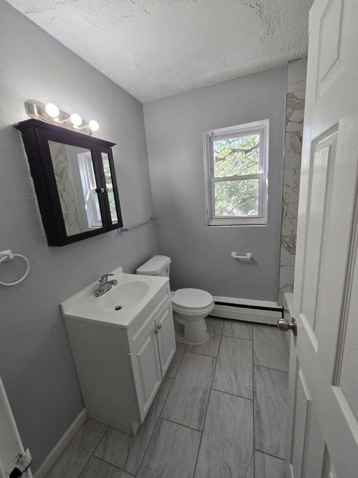 Move in by September 30, 2025 and get Half Off your first month’s rent! - Photo 3 of 14