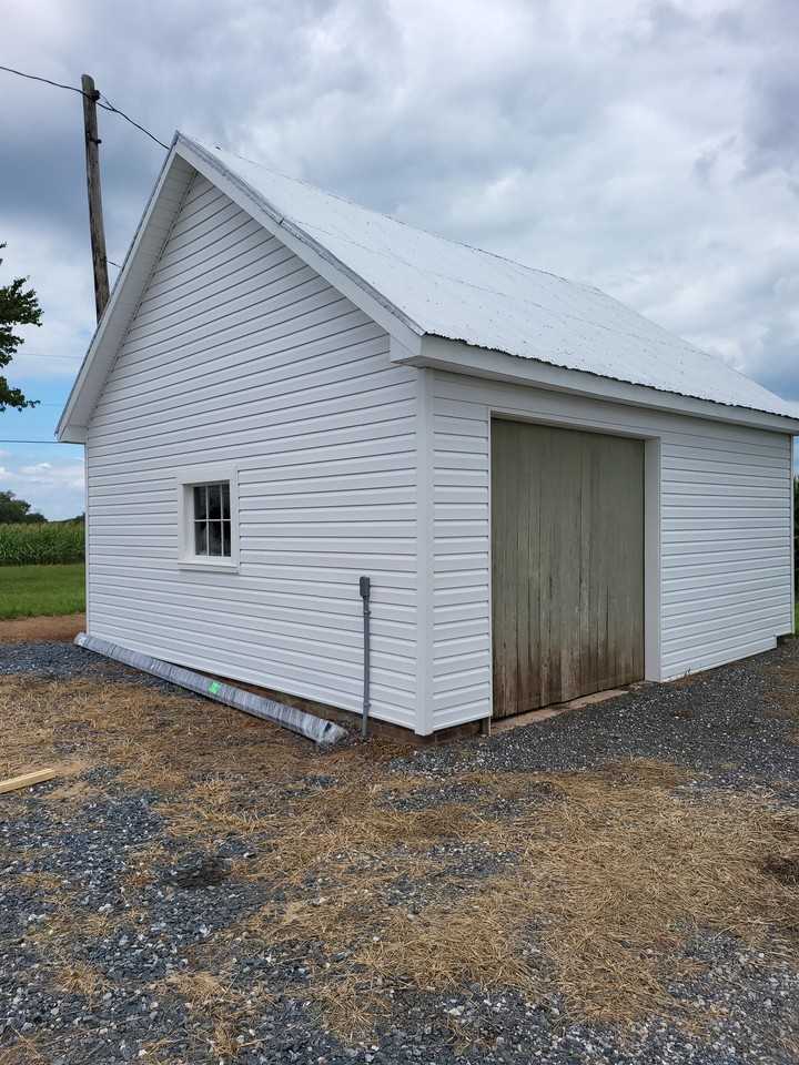 909 Crouse Mill Rd - Photo 3 of 49