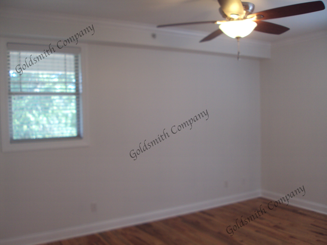 9 Harris St Unit B - Photo 7 of 10