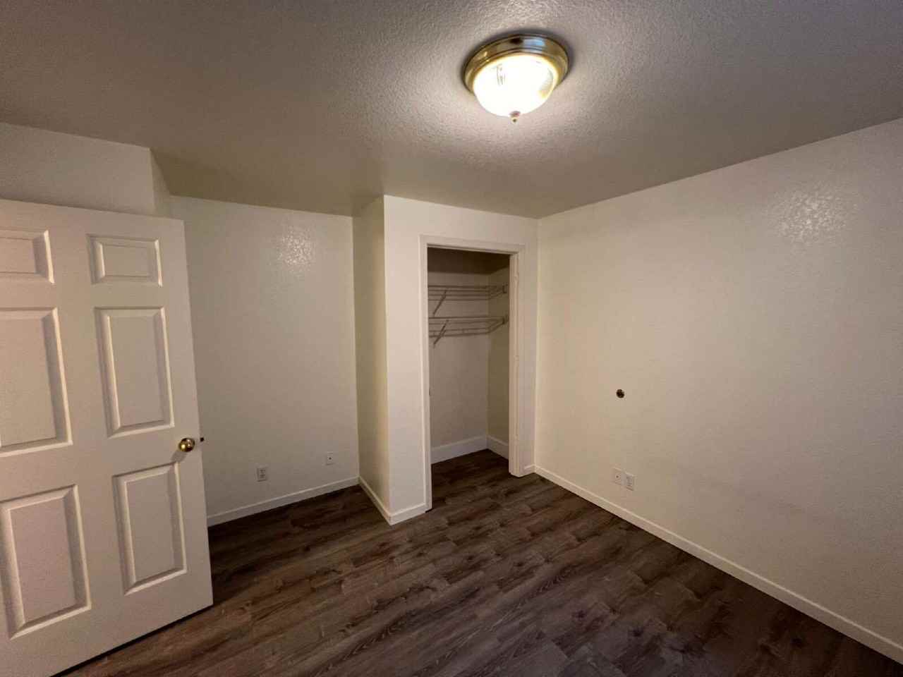 700 Ne Johnson St - Photo 5 of 9