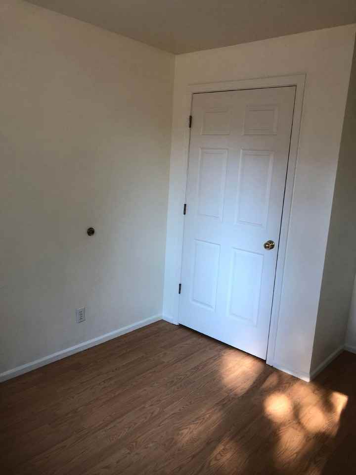 700 Ne Johnson St - Photo 7 of 9