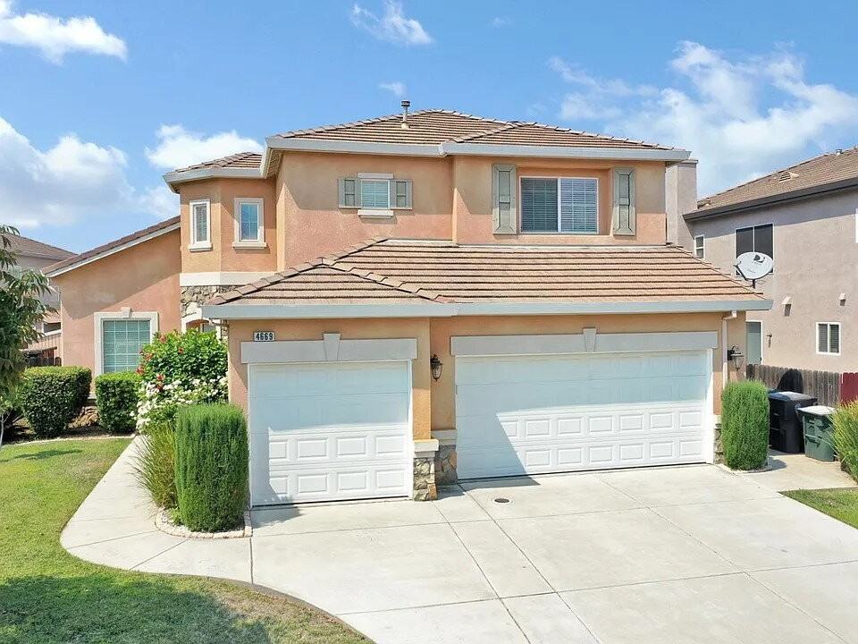 4669 Poppy Hills Ln - Photo 2 of 9