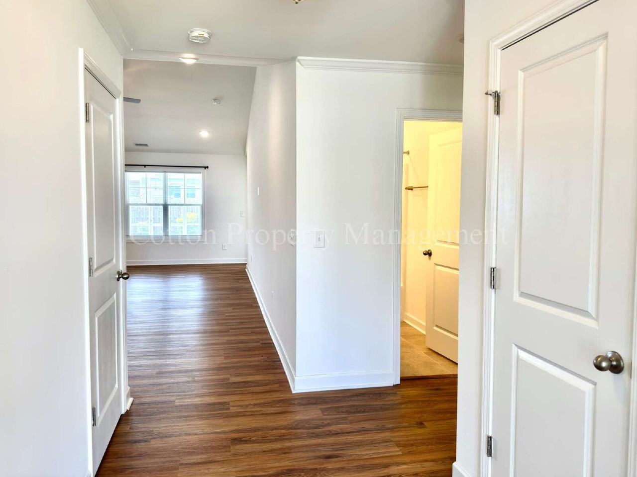5283 Vespar Ct - Photo 5 of 50