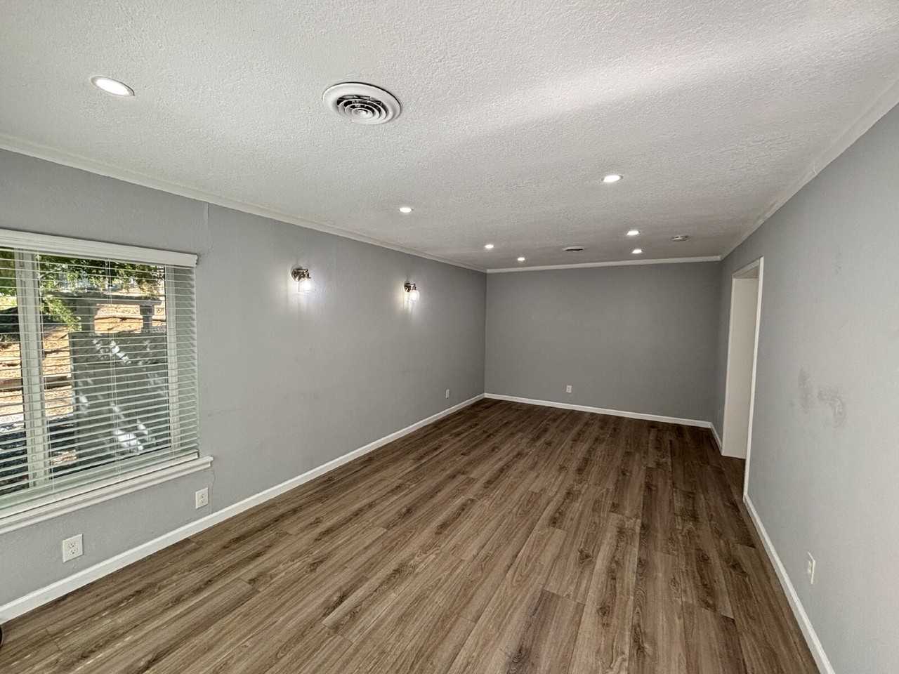 1966 Ayers Rd #A - Photo 4 of 15