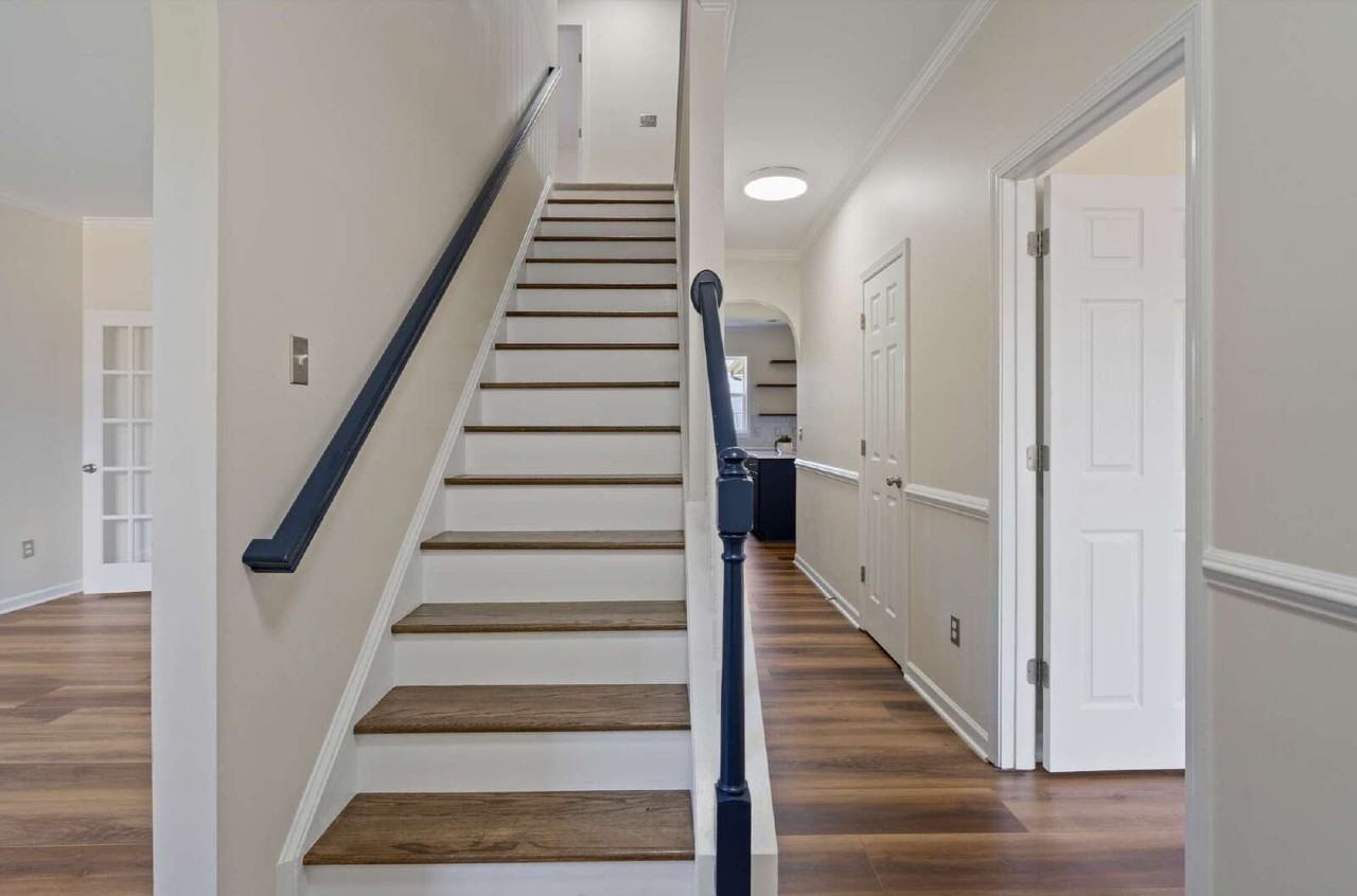 930 Pristine Ln - Photo 5 of 48