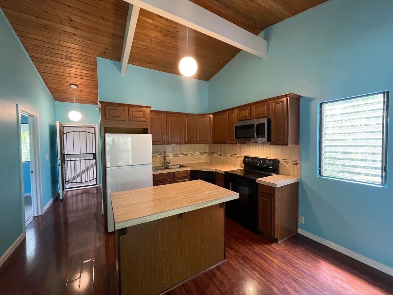 4440L Honoapiilani Hwy #228 - Photo 2 of 17