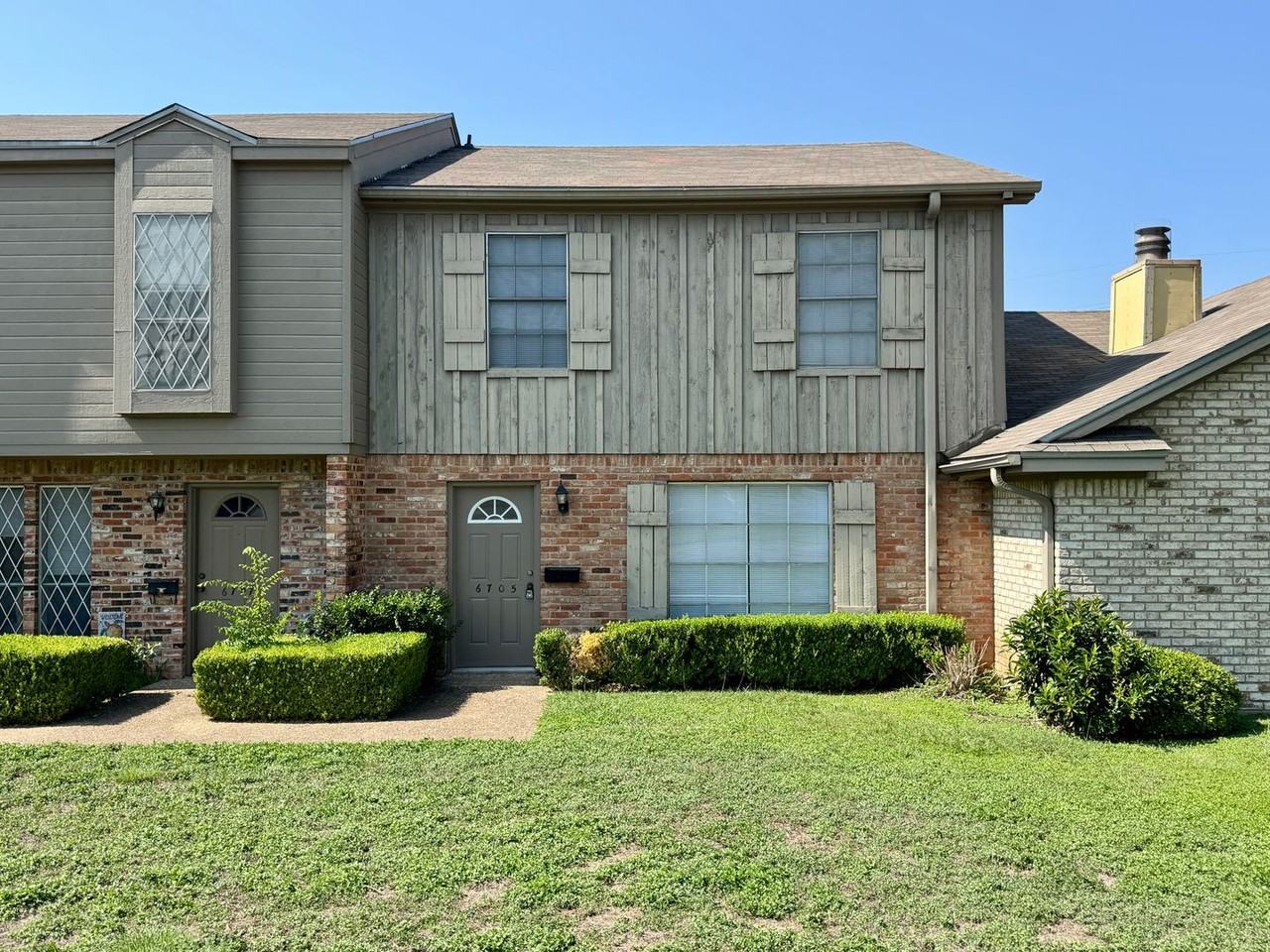 6705 Alford Dr - Photo 2 of 12