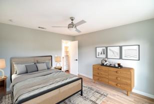 5847 Willoughby Ave - Photo 1 of 1