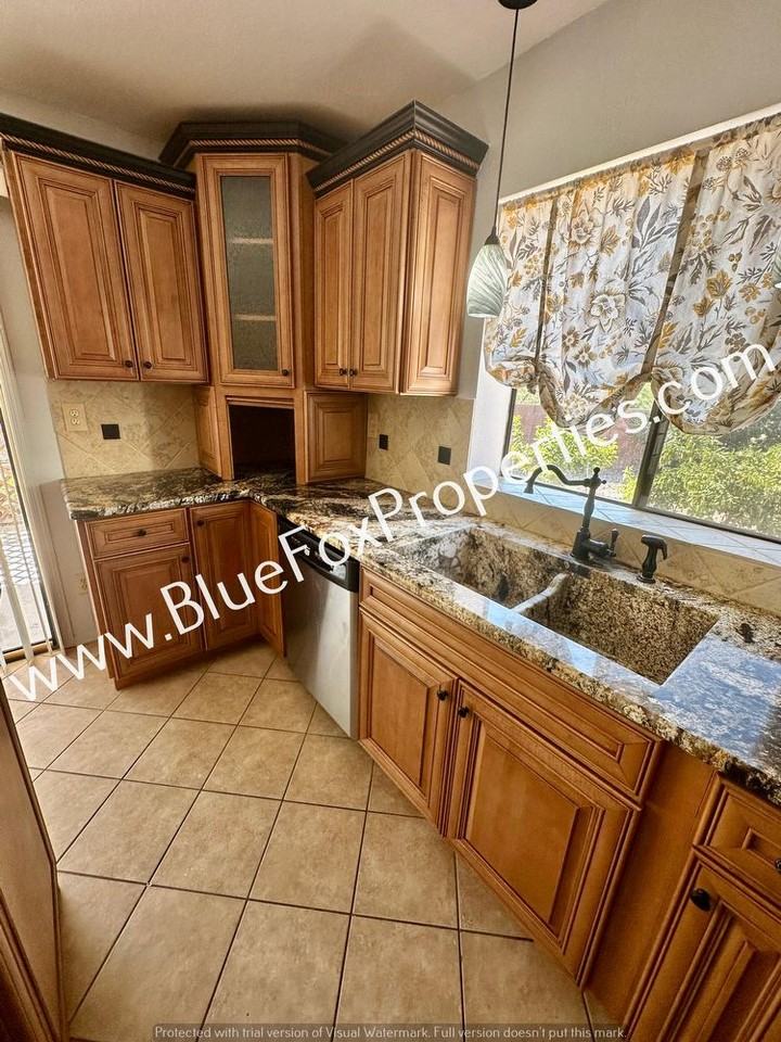 5262 West Bobwhite Way - Photo 7 of 27