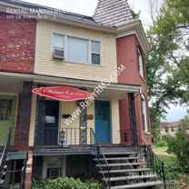 929 Sw Huntoon St #2 - Photo 1 of 1