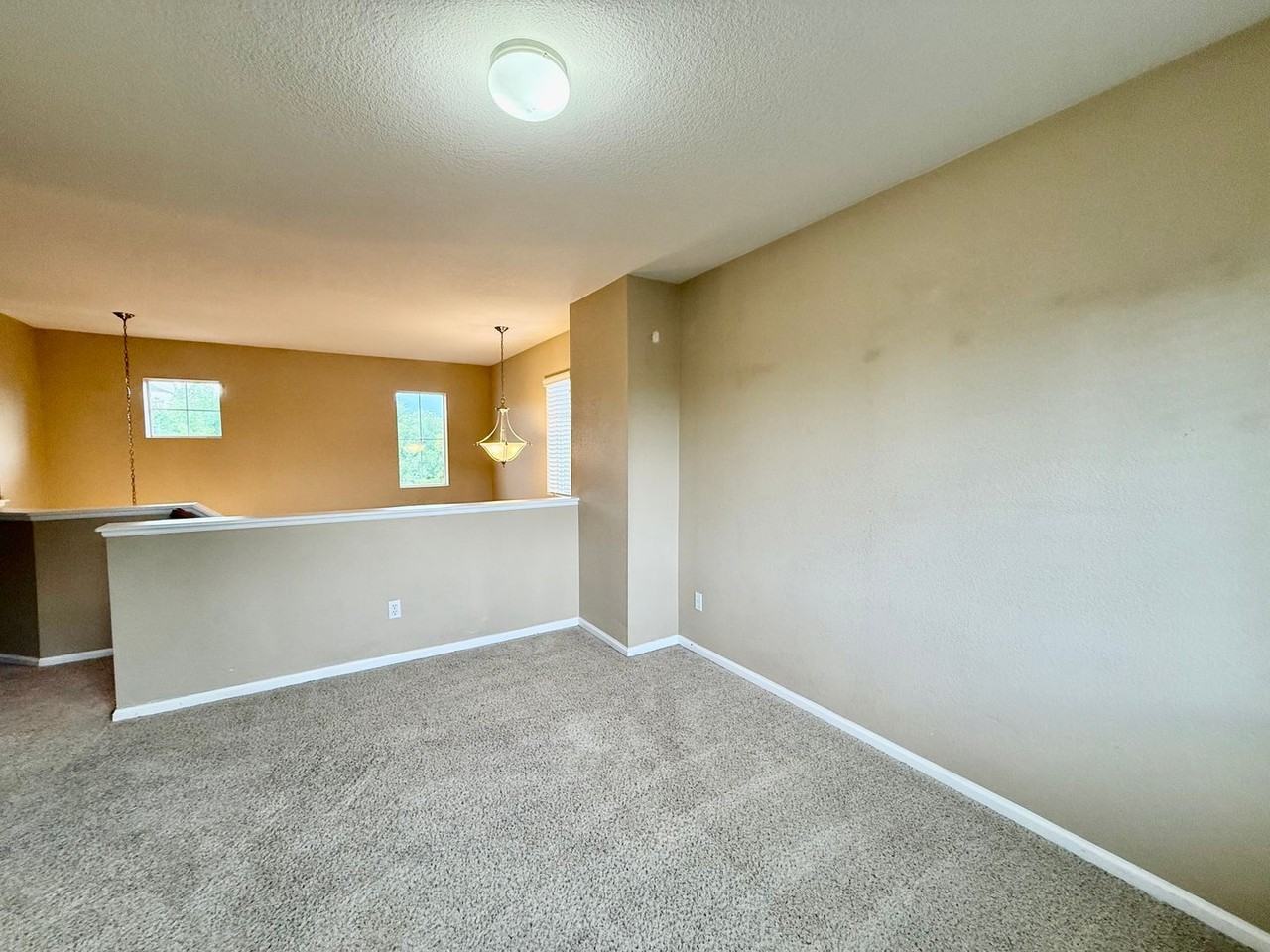 2512 Sierra Springs Dr - Photo 7 of 16