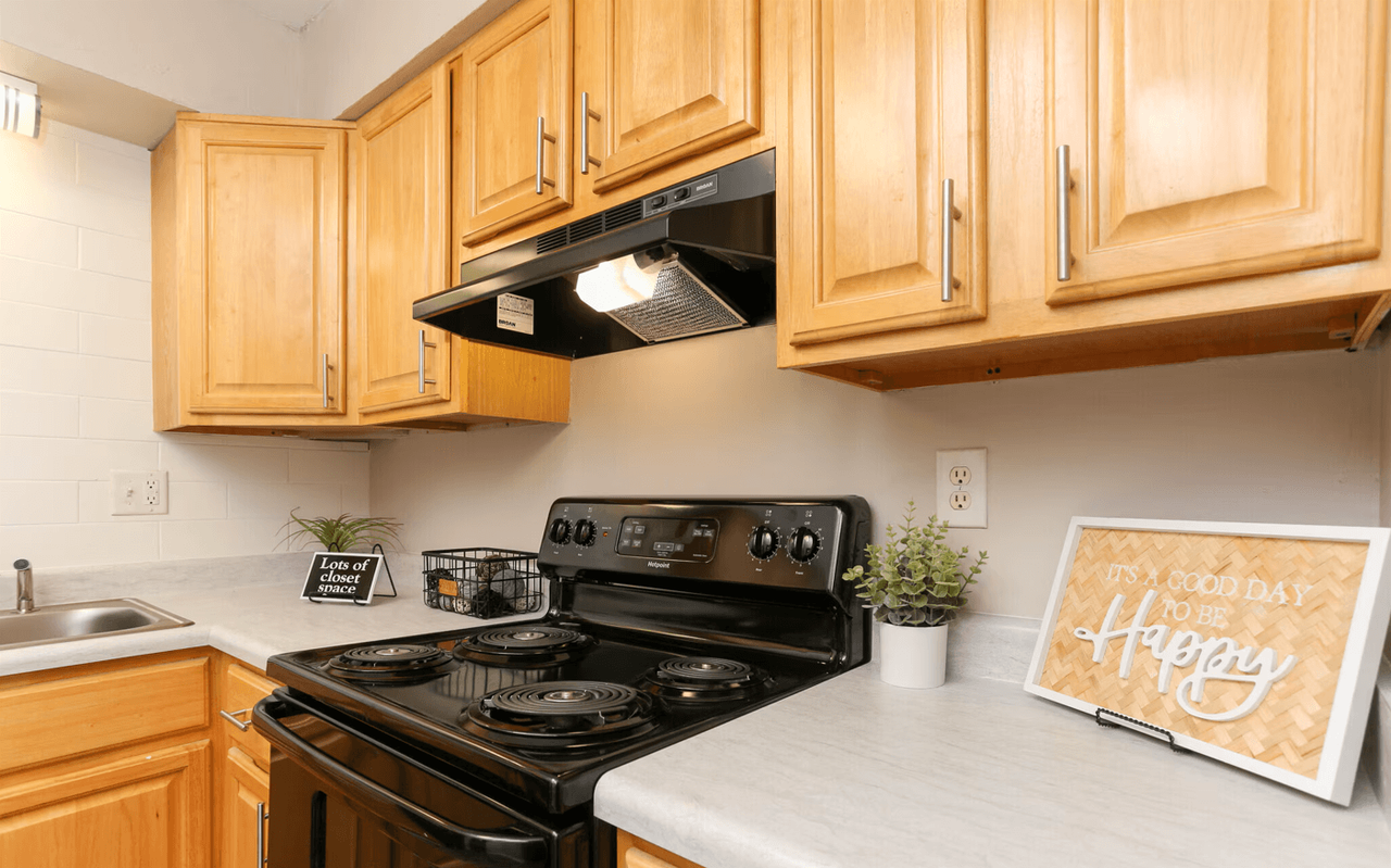 Newberry Parc - Photo 2 of 21