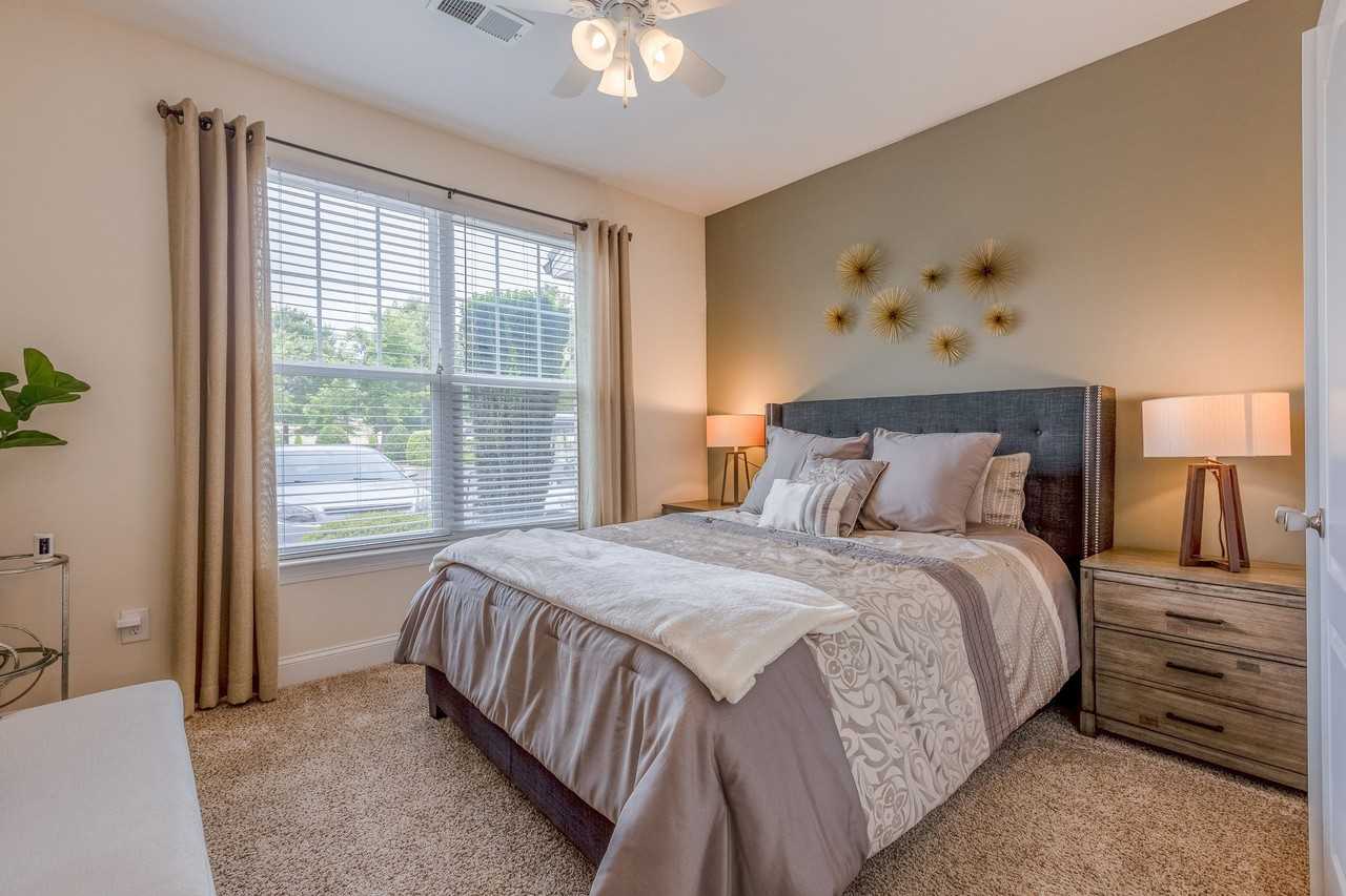 Afton Ridge Apartments - Photo 6 of 50