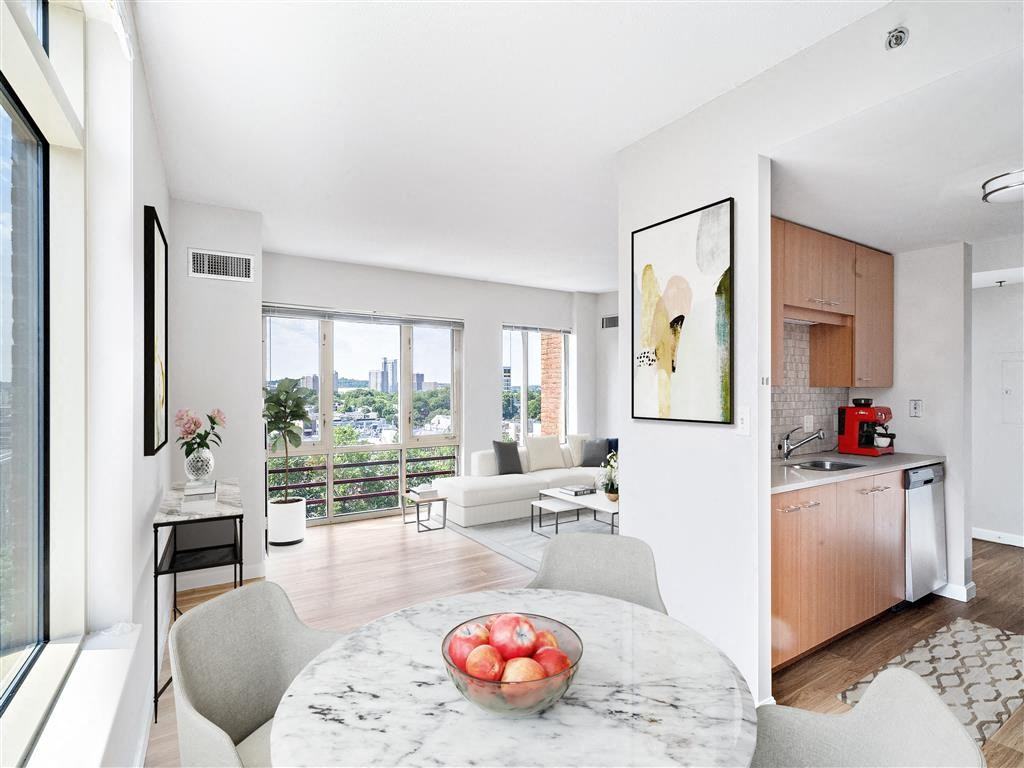 91 Sidney - Photo 3 of 42