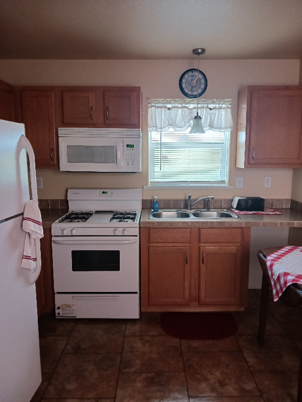 1234 East St #A - Photo 6 of 14