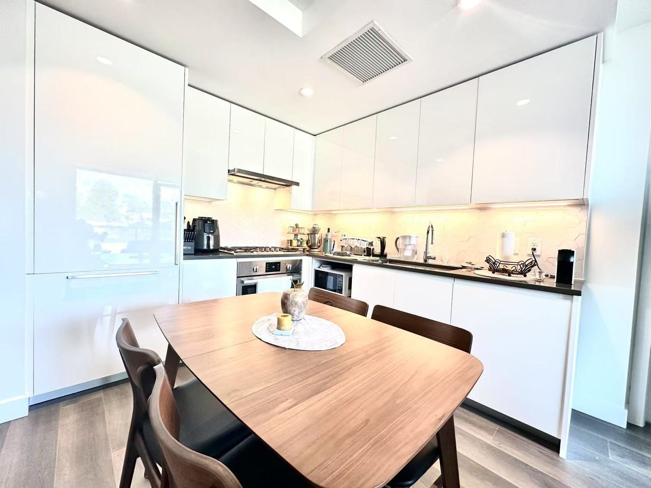 8181 Chester Street #416 - Photo 3 of 14