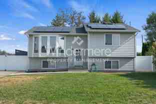 11805 E Railroad Ave - Photo 1 of 1