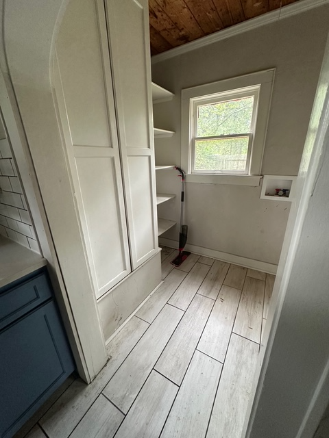 620 Mary St - Photo 7 of 15