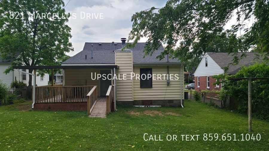 821 Marcellus Dr - Photo 3 of 20