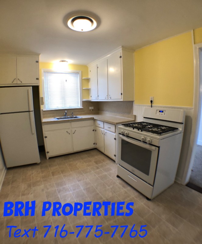 6 Concord Dr #3 - Photo 2 of 19