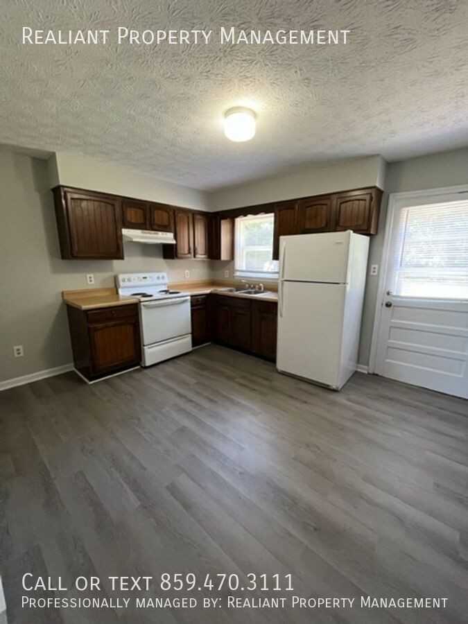 314 Walters Lane #B - Photo 5 of 17