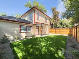 featured image of 806 Normal Ave