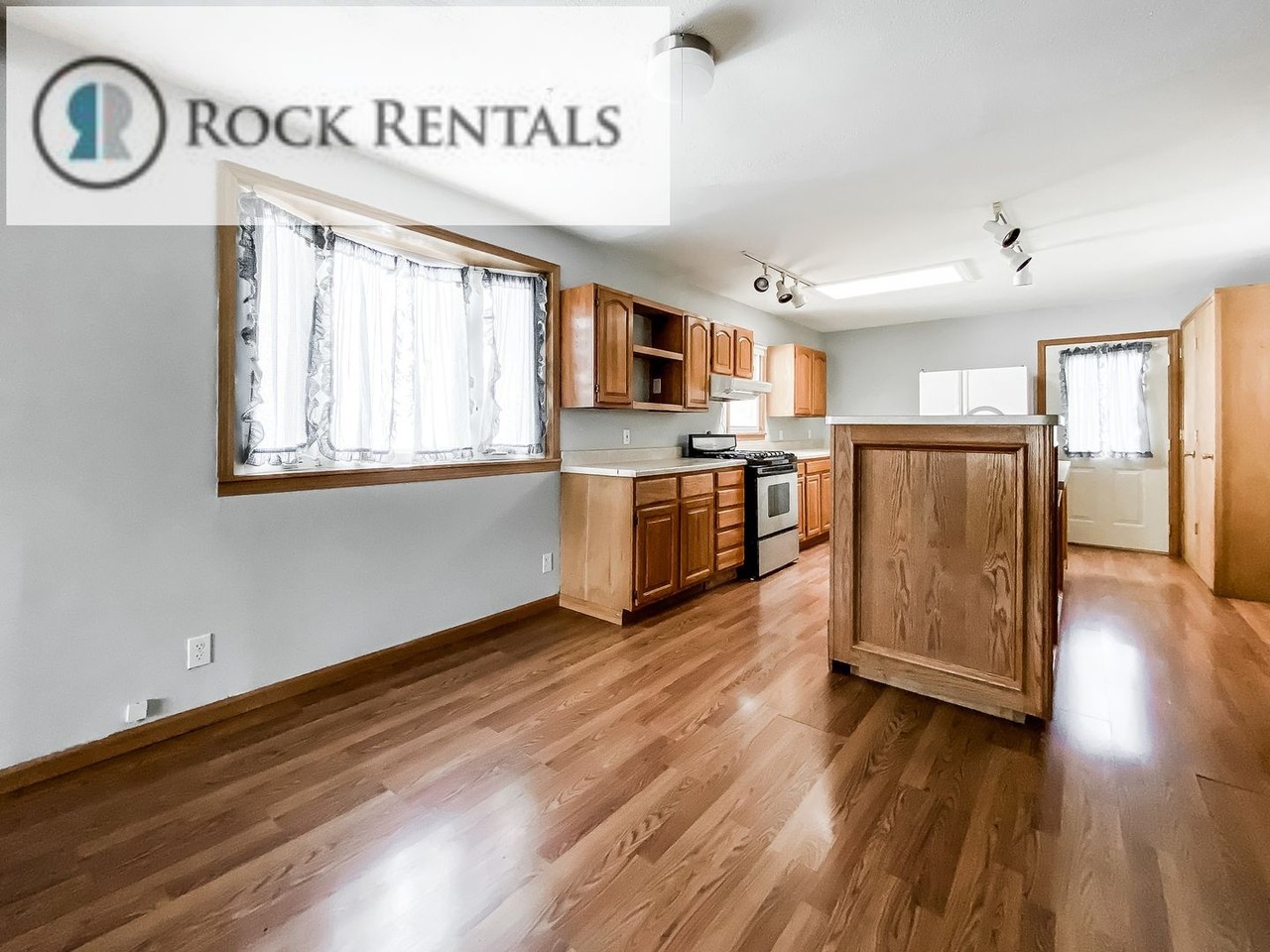 1503 E 6th Ave - Photo 5 of 13