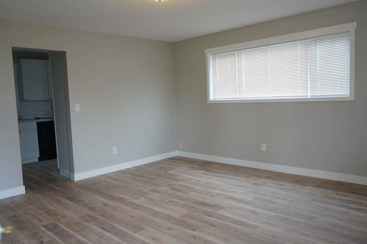 1410 E 30th St - Photo 3 of 13