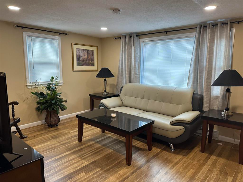 4 Lorraine Ave - Photo 3 of 16