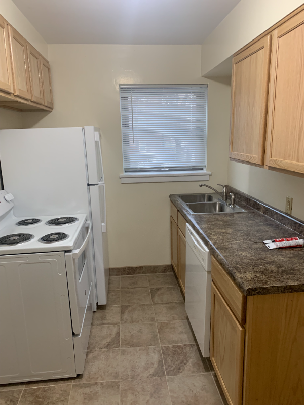 880 Cleveland Ave S #1 - Photo 2 of 7