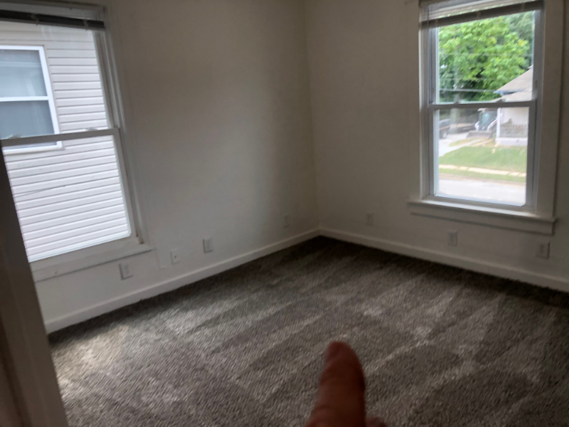 319 N 19th St - Photo 3 of 20