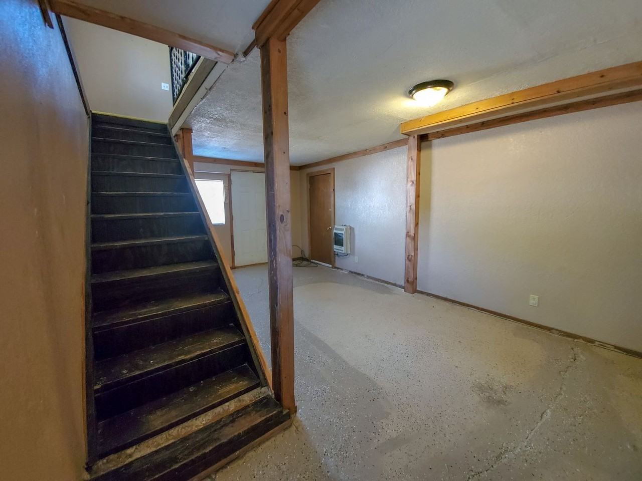 310 E Washington St - Photo 4 of 30