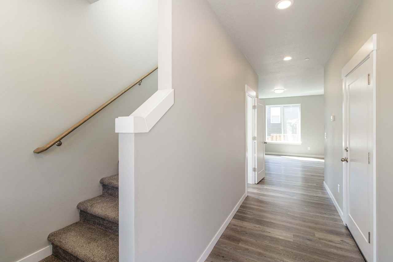 802 Nw 7th Ave - Photo 6 of 36