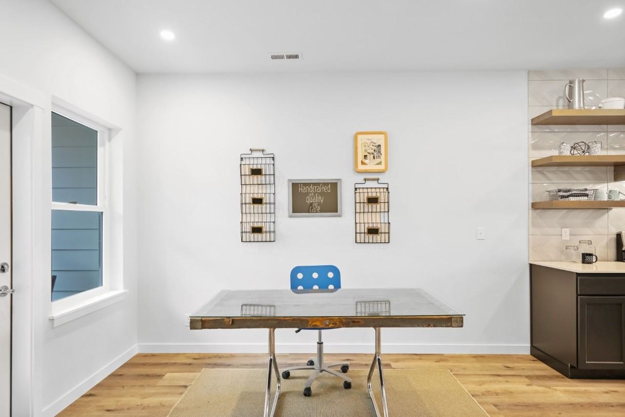 166 Countryman Drive - Photo 6 of 26