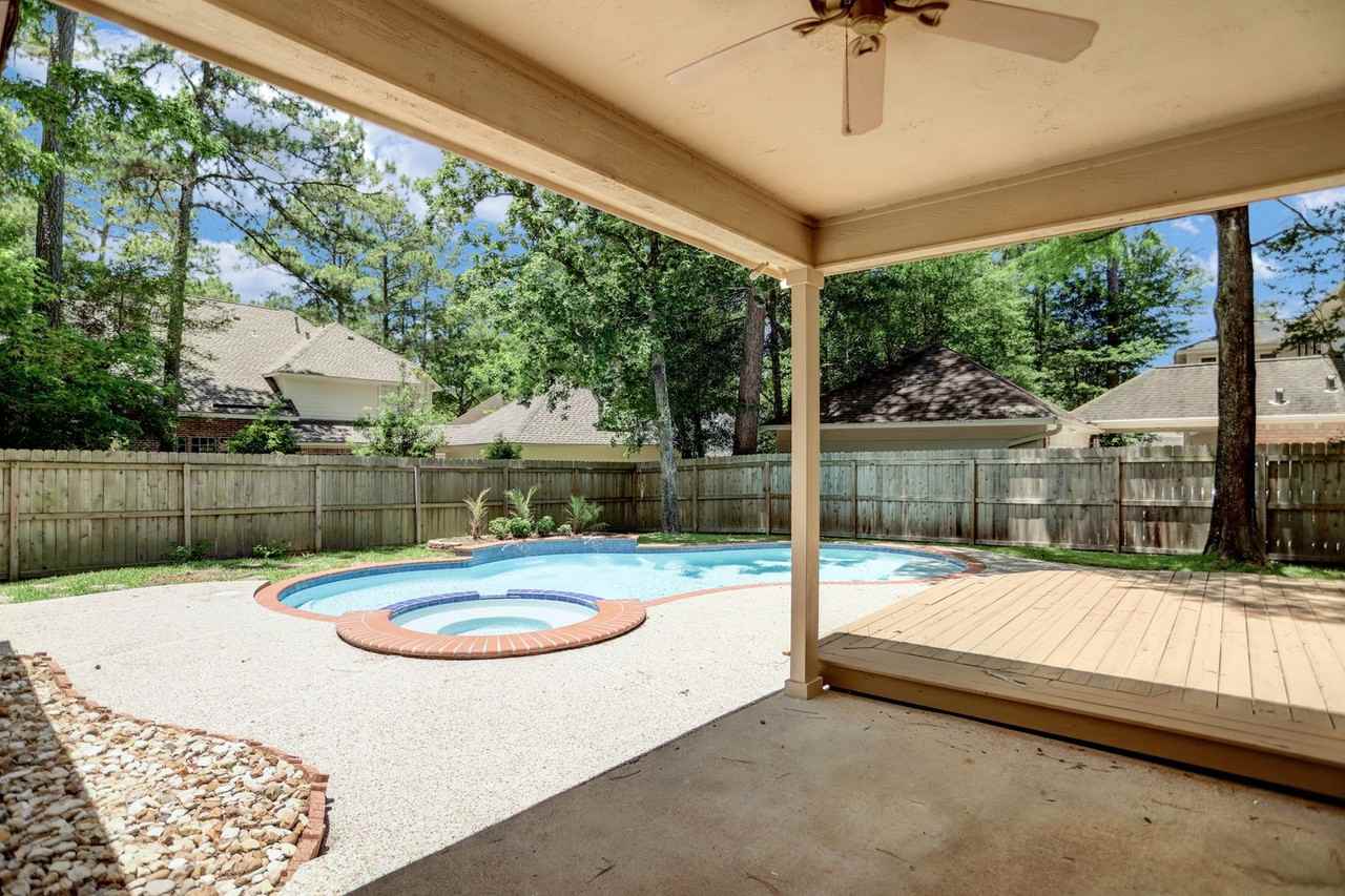 127 Rush Haven Dr - Photo 3 of 33