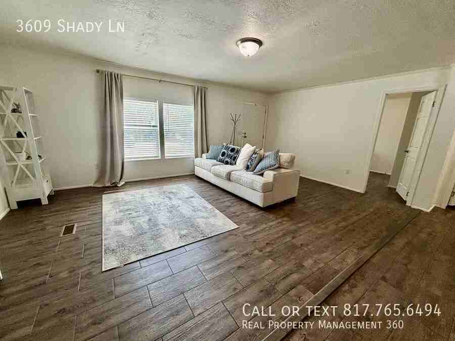 3609 Shady Ln - Photo 3 of 25