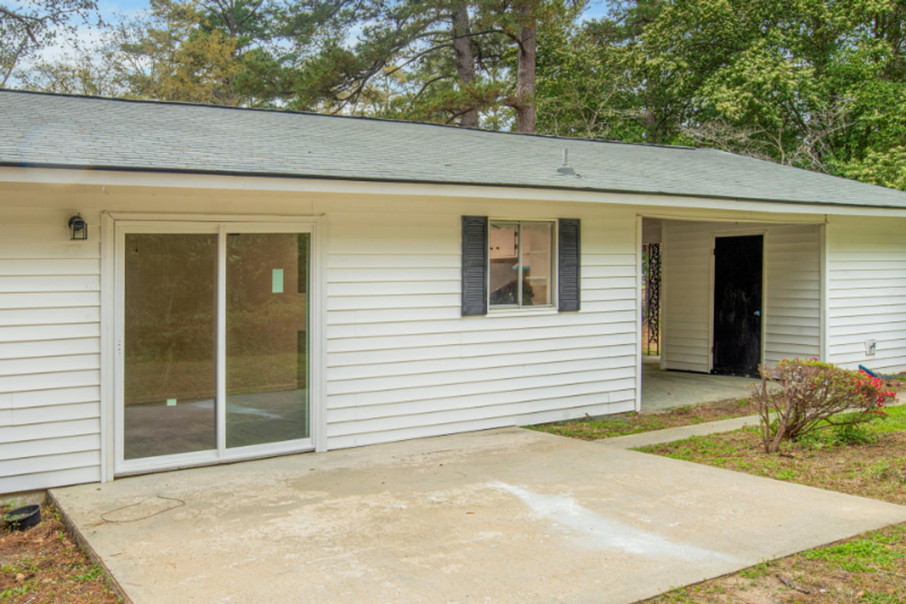 3490 Cactus Ct - Photo 3 of 23