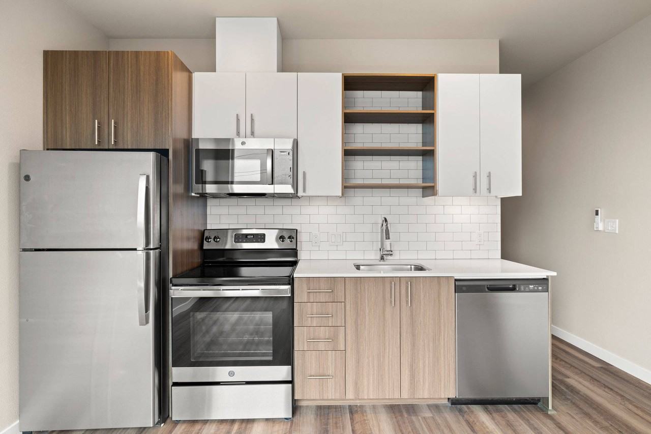 Milarose Apts. - Photo 3 of 6