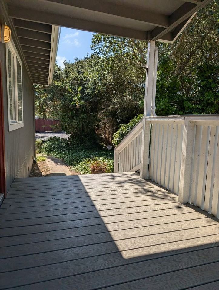 115 Strawberry Road - Photo 6 of 23