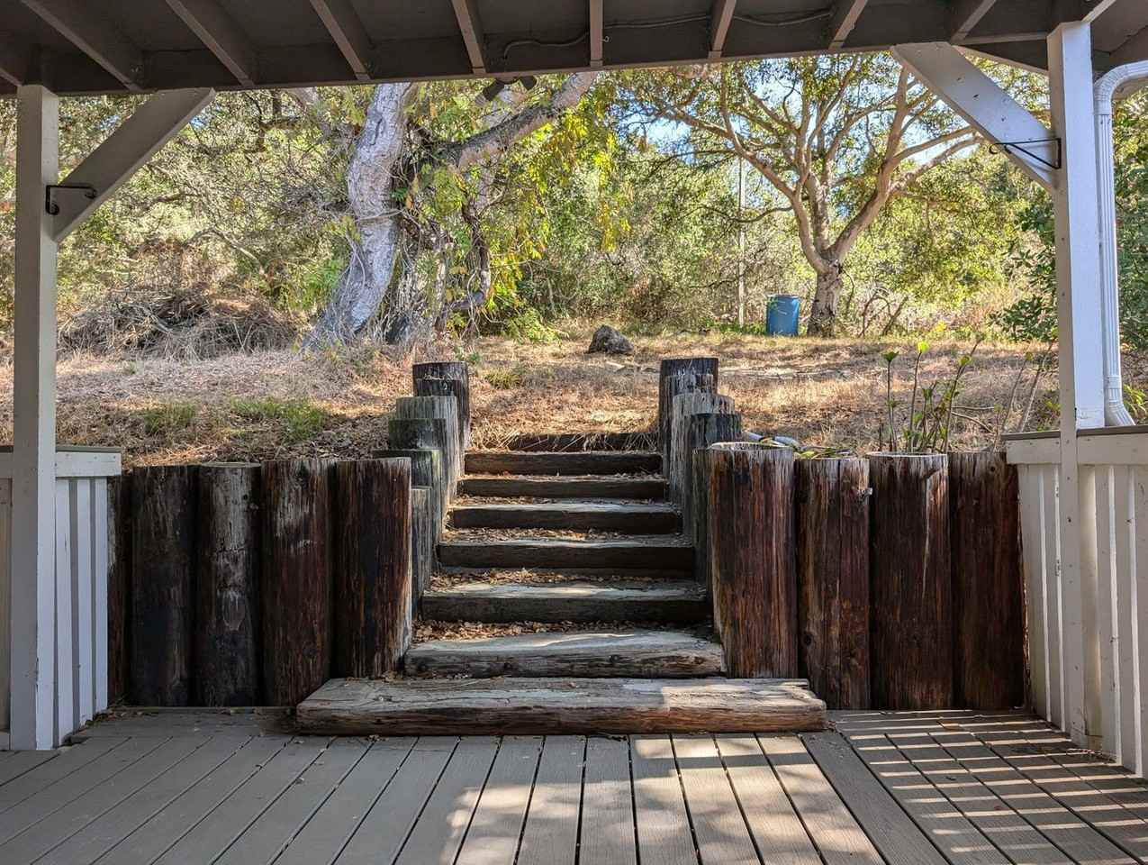 115 Strawberry Road - Photo 7 of 23