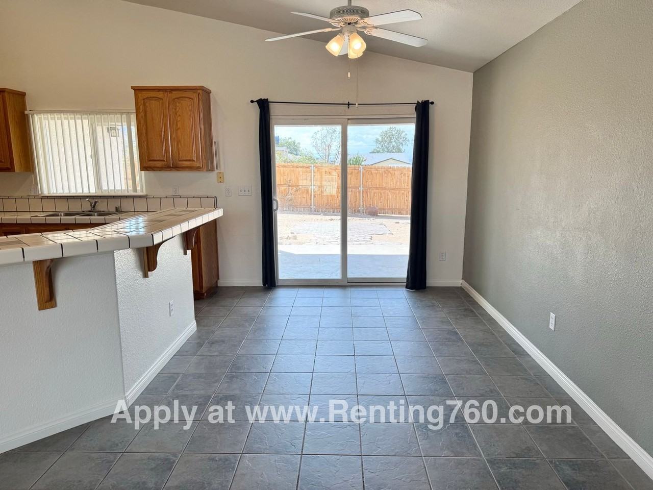 6748 Quail Spring Ave - Photo 6 of 30