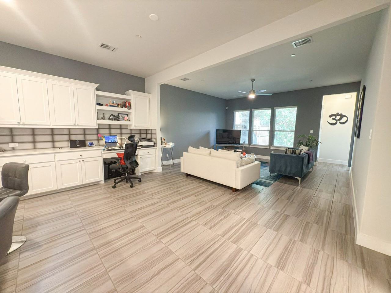 2839 Highpoint Ct - Photo 6 of 40