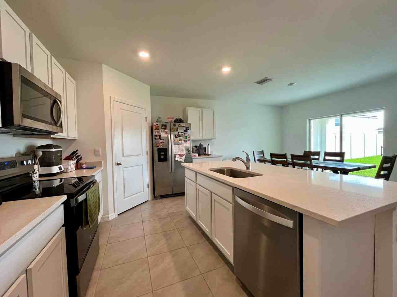 3505 Thistle Bank Ct - Photo 7 of 32