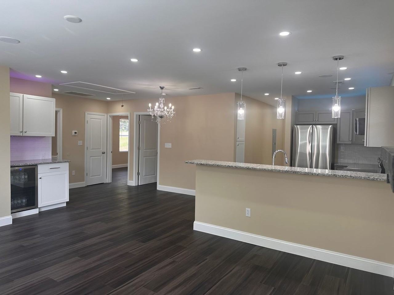 415 Highland Ave - Photo 7 of 23