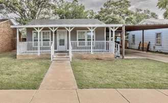 2816 1st Pl - Photo 1 of 1